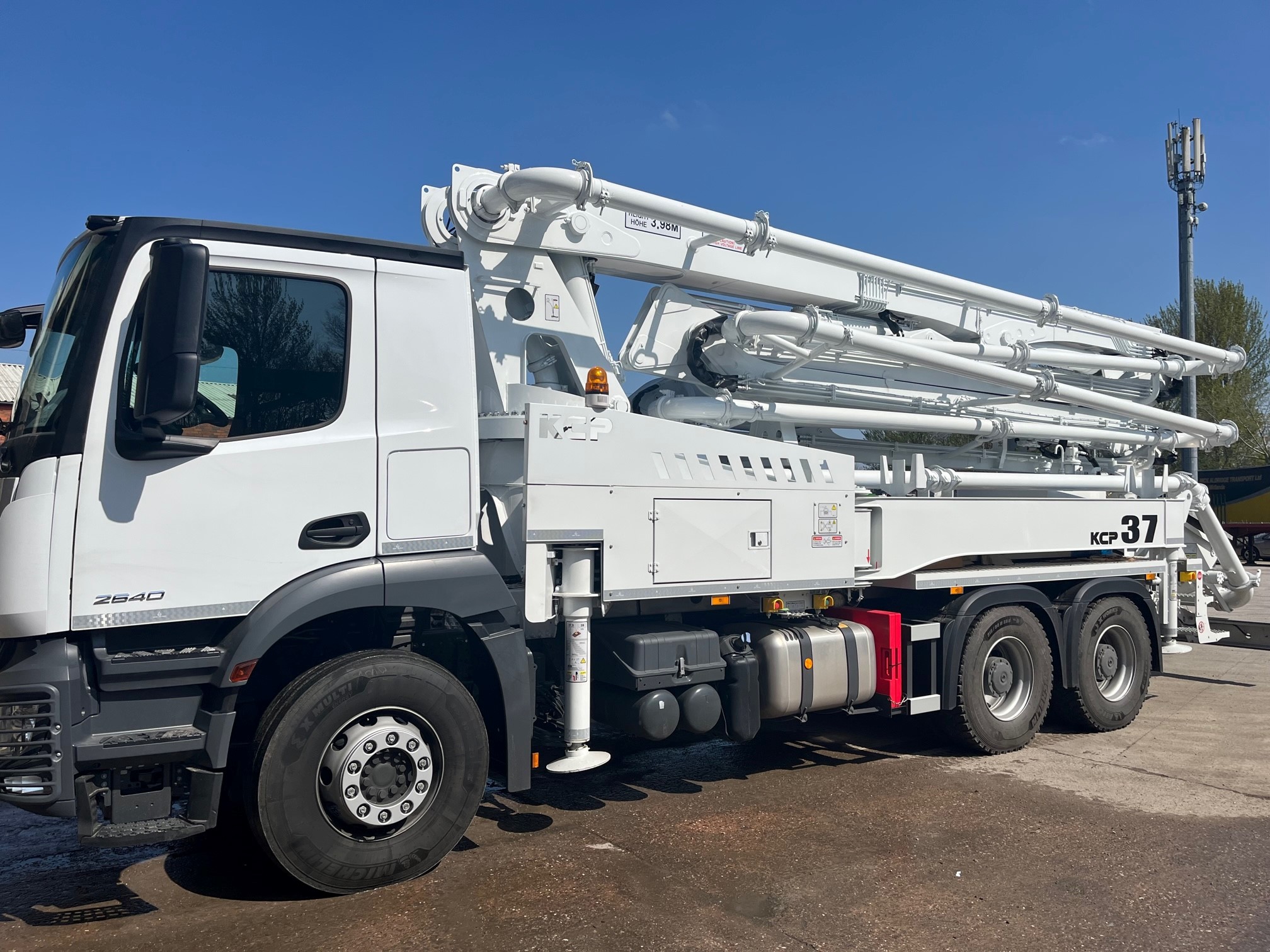 KCP 37M Mobile Concrete Pump